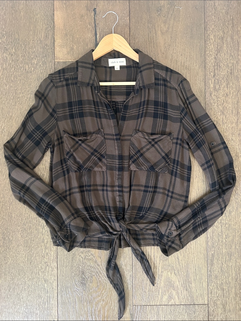 Cloth & Stone Green and Black Plaid Tie-Front Button Shirt
